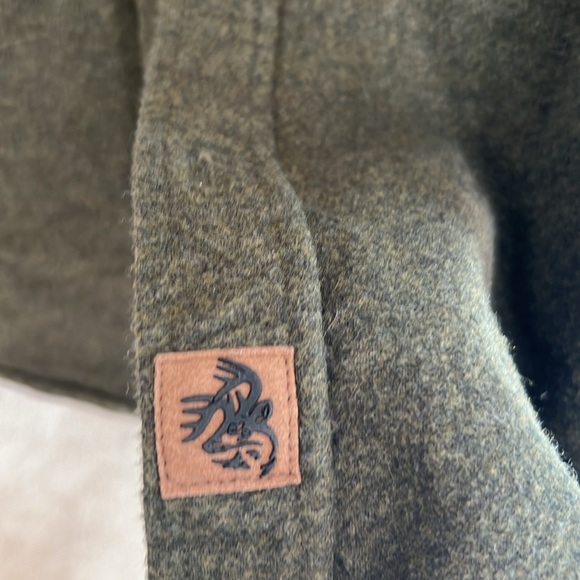 Legendary Whitetails Dark Green XXL warm Button Down w Corduroy Accents - Picture 5 of 7